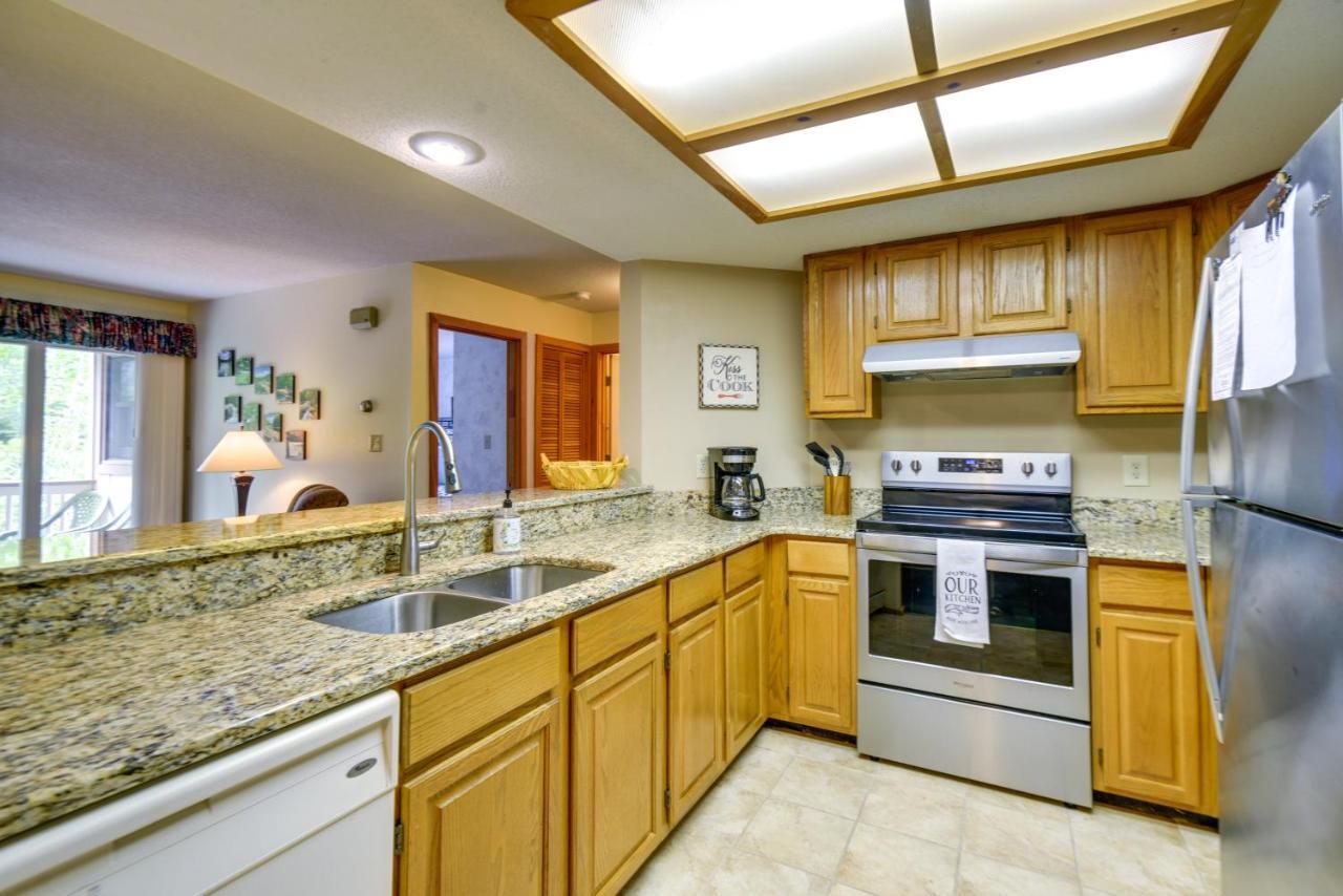 Well-Appointed Lincoln Abode Ski, Swim And Fish! Экстерьер фото