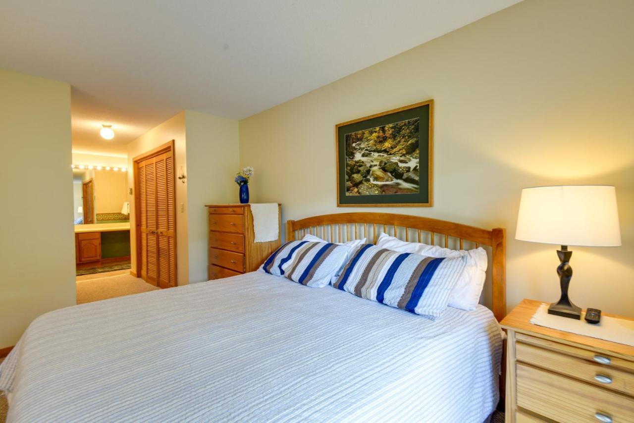 Well-Appointed Lincoln Abode Ski, Swim And Fish! Экстерьер фото