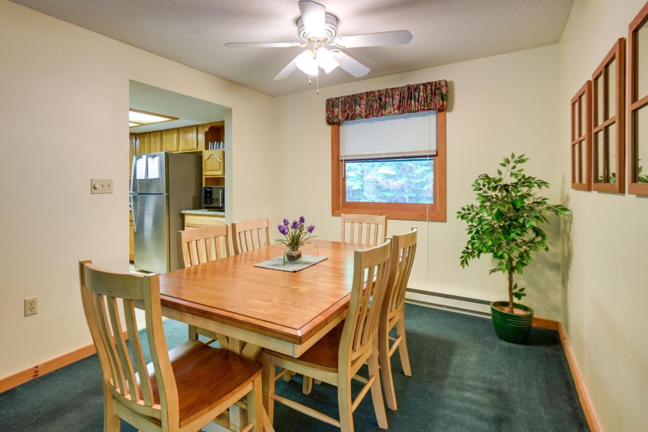 Well-Appointed Lincoln Abode Ski, Swim And Fish! Экстерьер фото