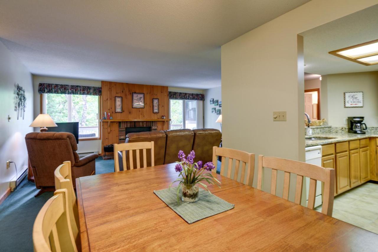 Well-Appointed Lincoln Abode Ski, Swim And Fish! Экстерьер фото